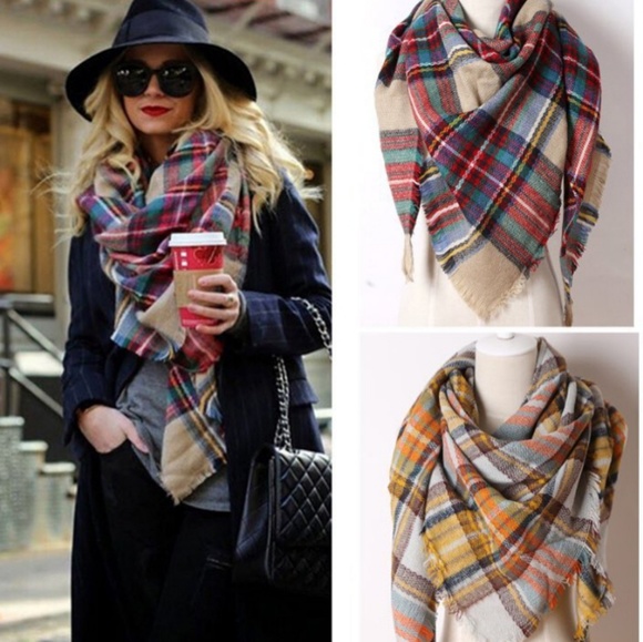 Fall Lush Scarf - Picture 3 of 4